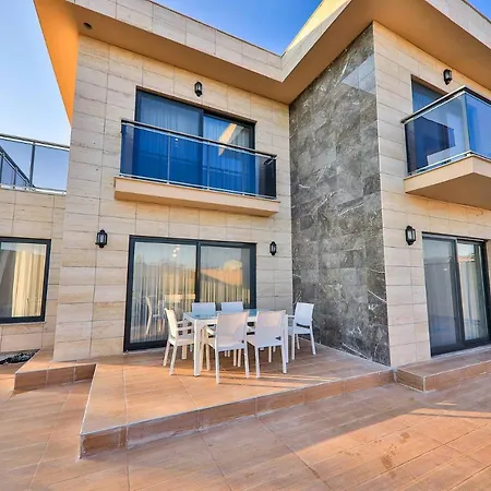 Impressive Villa With Private Pool Near Lycian Way In Kas *